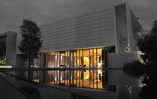 National Gallery of Australia (Canberra) at night