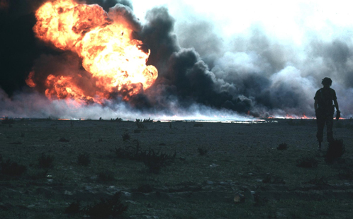 Burning oil wells in Iraq